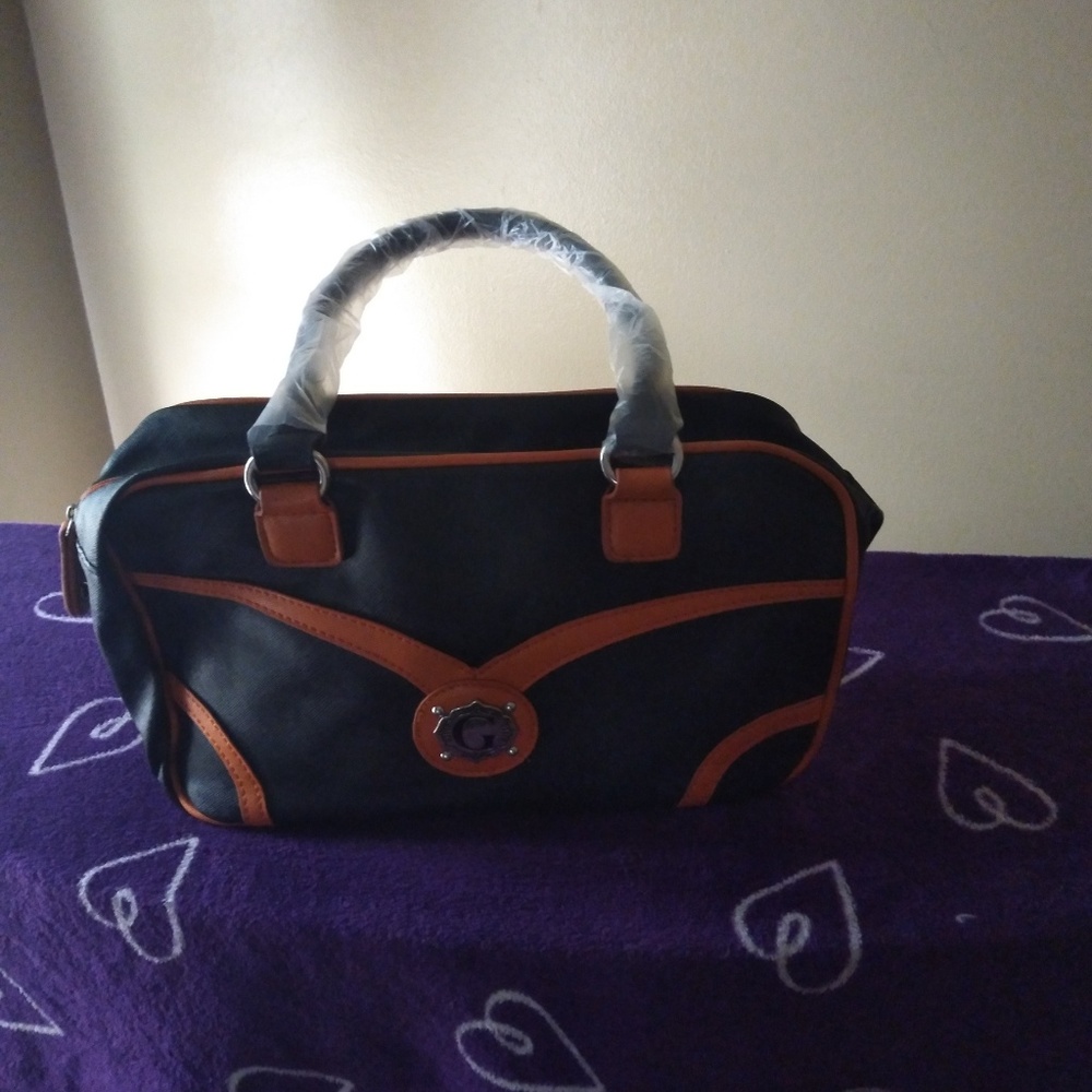 Hand bag